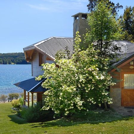 Cabanas Bahia Protegida - Costa De Lago San Carlos de Bariloche Exterior photo